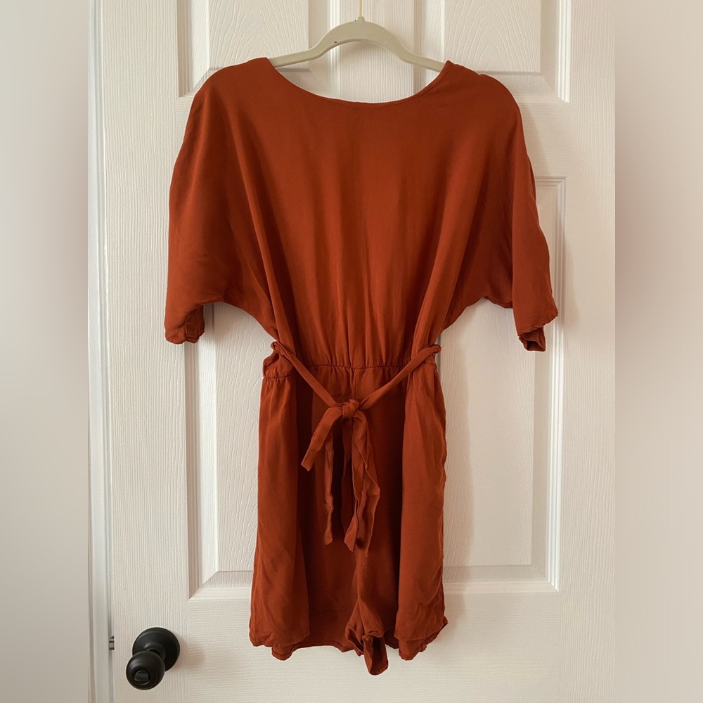 Like new ASOS burnt orange/rust short sleeve romper with tie waist